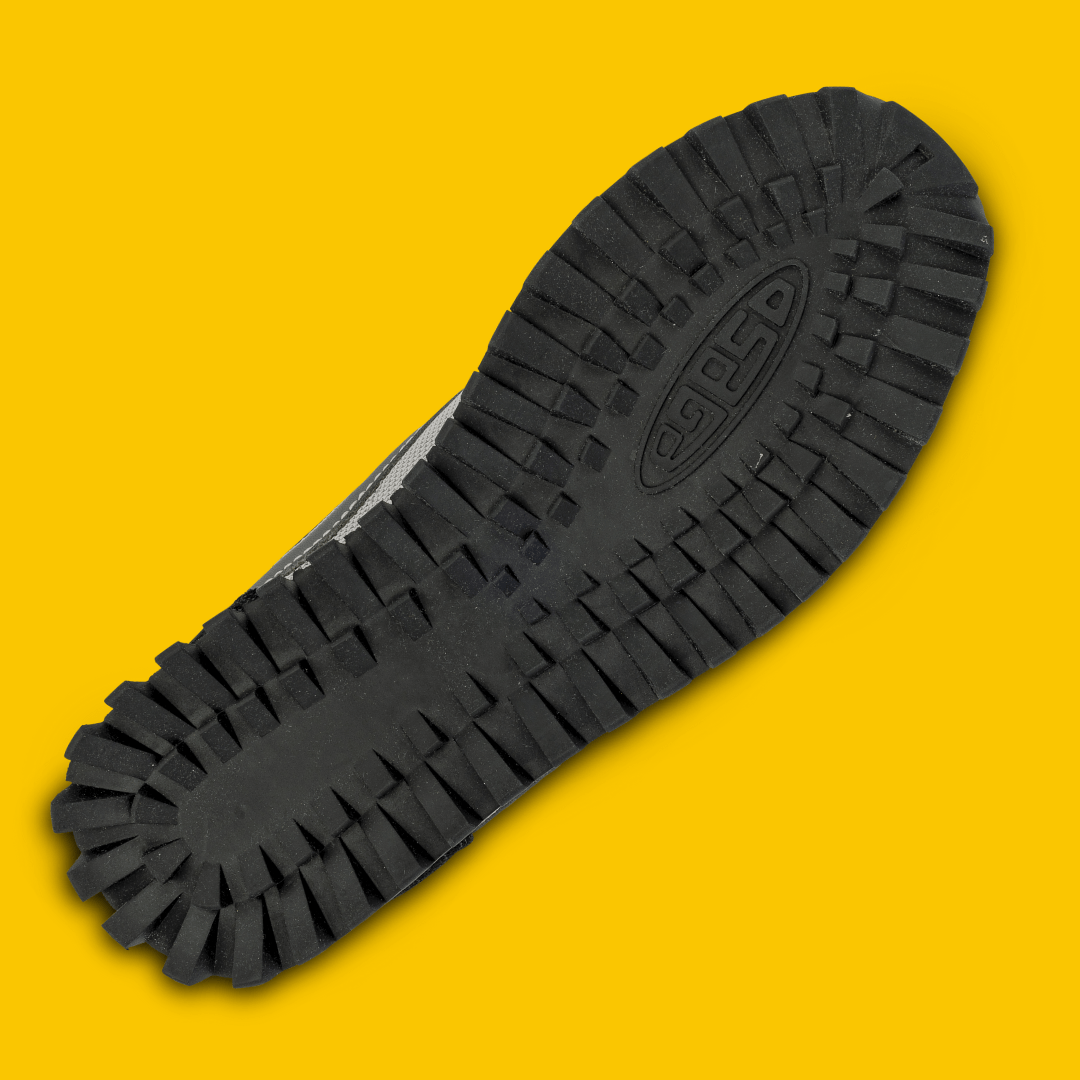 Rubber black bottom of Osaga KT-26 shoe
