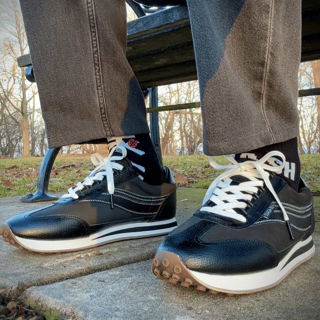 Osaga 80 Unisex Black Leather Retro Sneaker