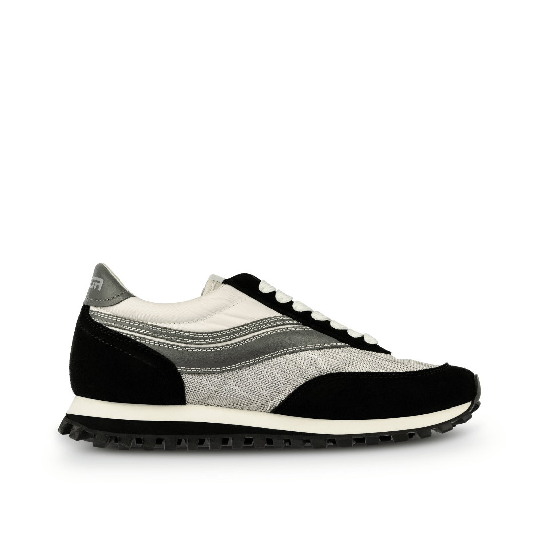 right profile of Osaga KT-26 white and black sneaker gray leather stripes