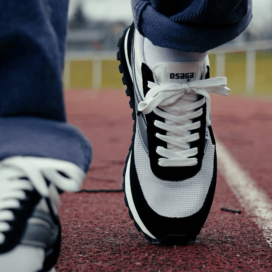 Osaga KT-26 Unisex Monochrome Retro Sneaker