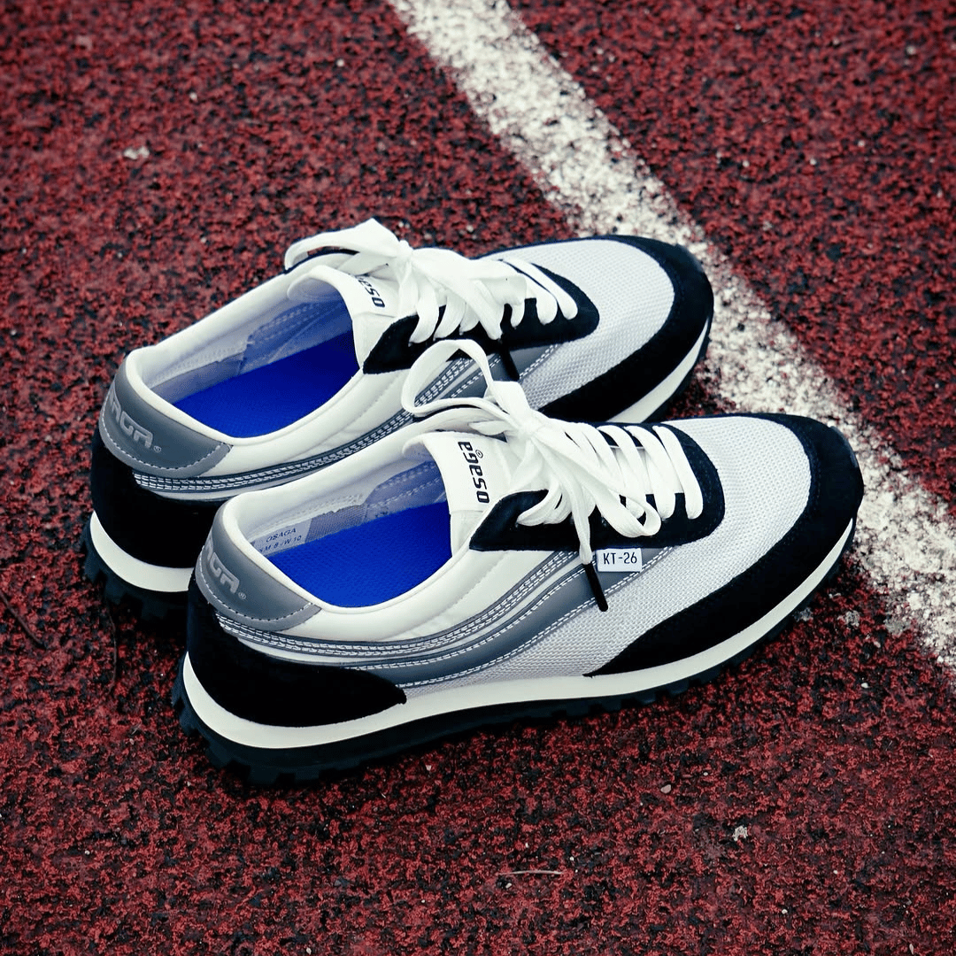 Osaga KT-26 Unisex Monochrome Retro Sneaker